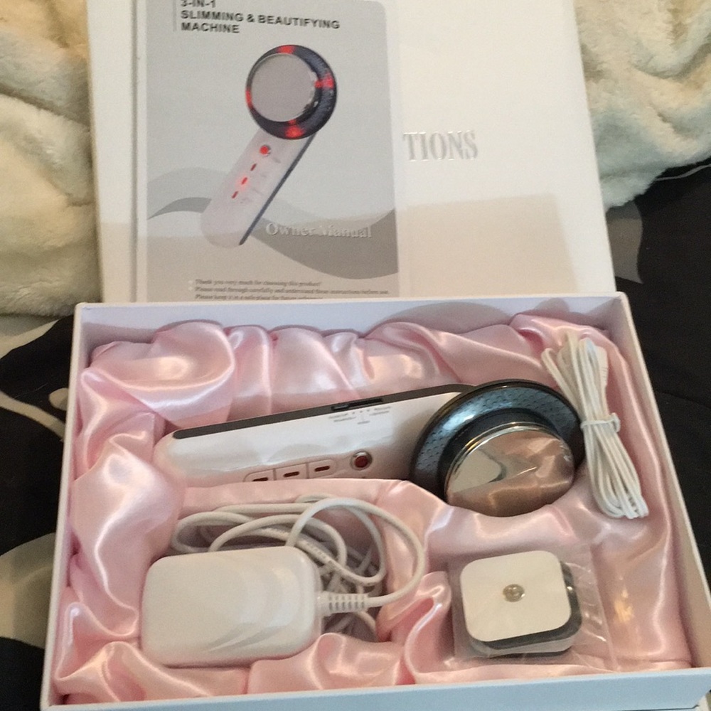 BNWOT 3-in-1 SLIMMING & BEAUTIFYING MACHINE 💐